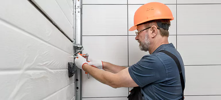 Commercial Garage Door Repair in Lakeland, FL
