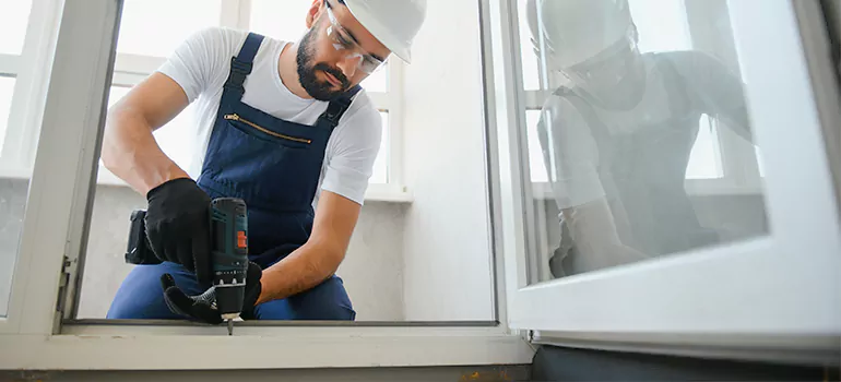 Replace Broken Window Pane in Lakeland, FL