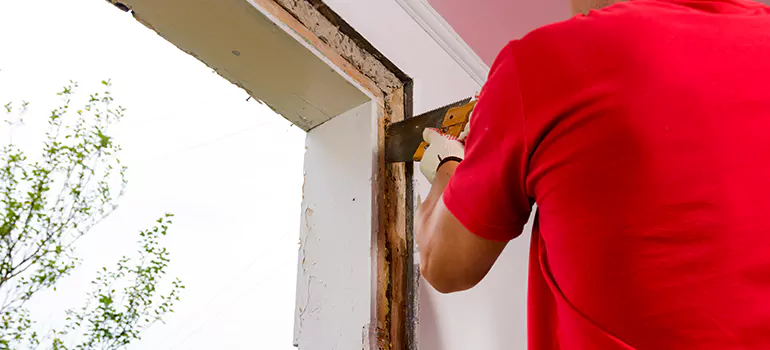 Residential Accordion Door Repair in Lakeland, FL